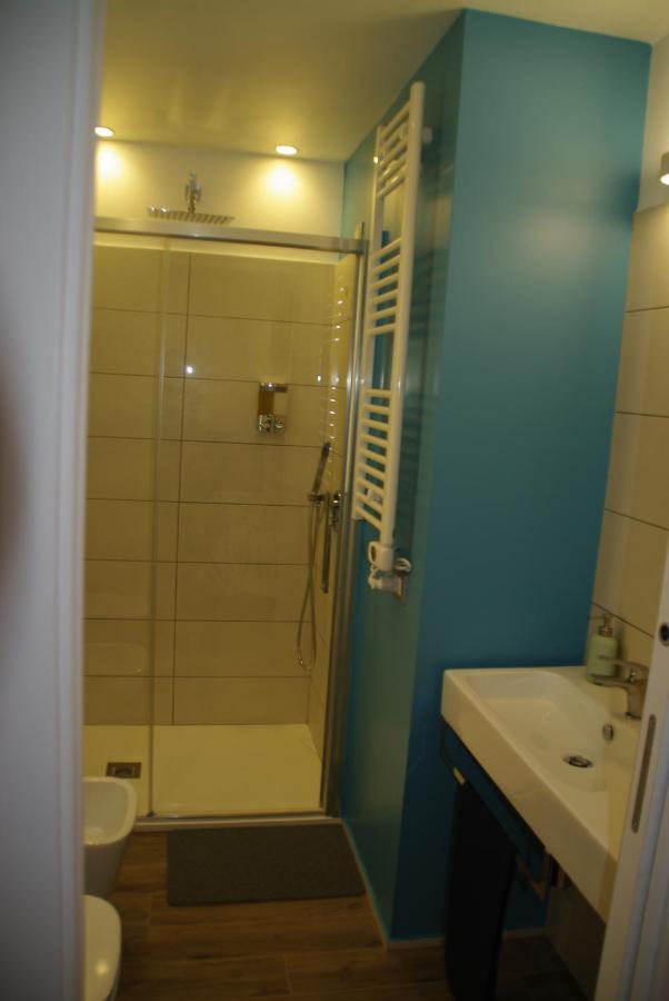Travel House Hotel La Spezia Exterior foto